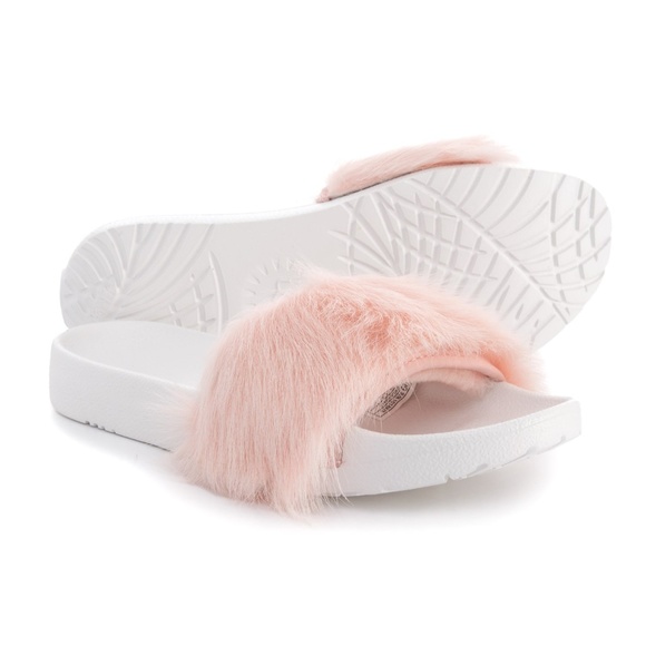 ugg pool slides